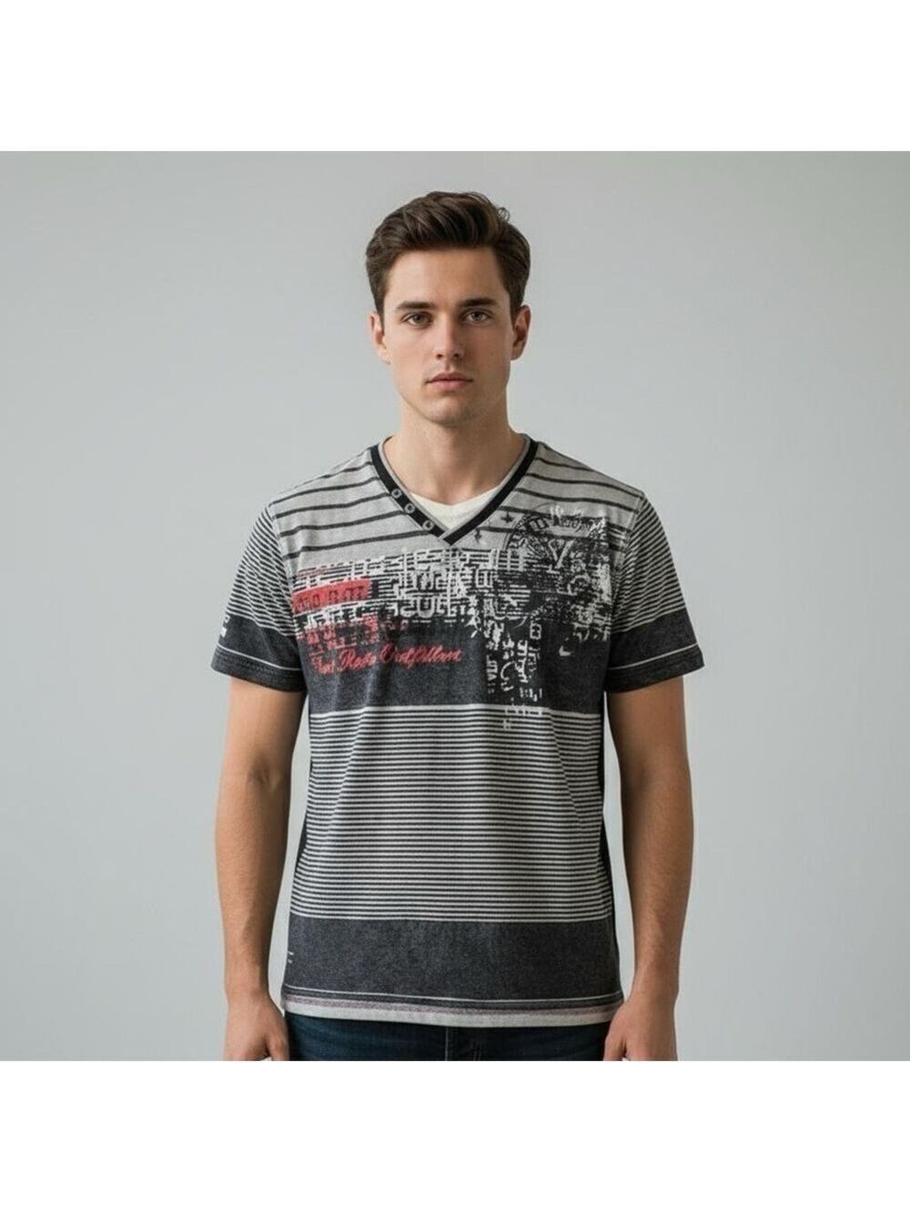 Y2K Vintage Projek Raw Men’s Graphic Striped V-Neck Cotton Tee Size G/L